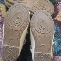 کفش دخترانه دوقلو|کفش و لباس بچه|فولادشهر, B7|دیوار