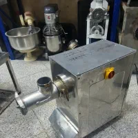 چرخ گوشت گیربکسی شرکتی  چگا  درحدنونو