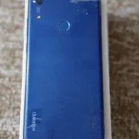 دوتا گوشی نیاز ب تعمیر