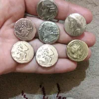 فروش چند عدد سکه وسنگ