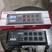 سمپلر آکای MPX8