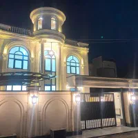240-مترزمین-300-متربنا