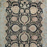 فرش 12 متری و یک جفت 9 متری ابریشم مصنوعی