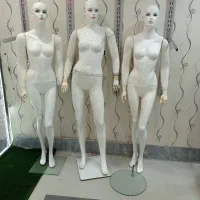 مانکن پویا فایبرگلس