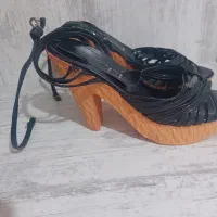 صندل بندی|کیف، کفش، کمربند|رشت, باهنر|دیوار