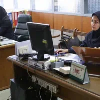 کارمند اداری بازنشسته و عادی