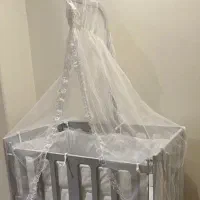 تخت کنار مادر گهواره ای