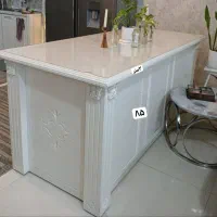 جزیره و میز عسلی