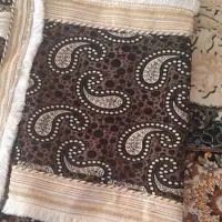 رو بالشتی و رو پشتی
