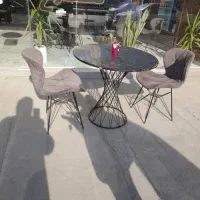 میز و صندلی کافه‌ای طرح مدرن تولید مستقیم