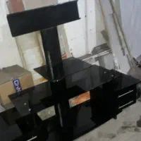 سلام یک عدد میز زیر تلویزیون در حد نو