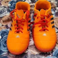 کفش مخصوص چمن|کیف، کفش، کمربند|خواف, |دیوار