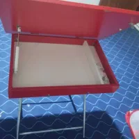 یک عدد میز تحریر با صندلی در حد نو|میز تحریر و کامپیوتر|صدرا-فارس, فاز ۱|دیوار