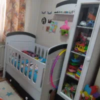 ست تخت نوزادی با ویترین