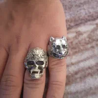 فندک قدیمی اهنی. و چاقو و انگشتر|کلکسیون اشیاء عتیقه|کازرون, |دیوار