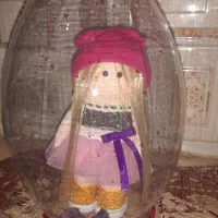 عروسک روسی در گوی شیشه ای