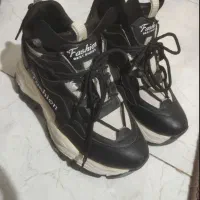 کفش فوتبالی لژدار