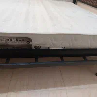 تخت دونفره به همرا خوشخواب طبی فنری|تخت و سرویس خواب|جم, |دیوار