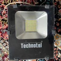 لامپ پرژکتور