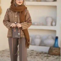 فروشنده نیمه وقت خانم