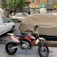 موتور کراس ۱۱۰