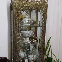 ویترین در حد نو بدون هیچ ایرادی