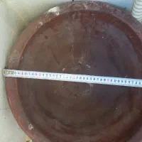 گلدان بزرگ و تابلو