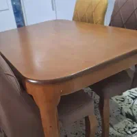 میز غذاخوری ۴نفره کاملا سالم