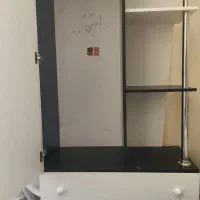 تخت وکمد نوجوان سالم|تخت و سرویس خواب|شیراز, درکی|دیوار