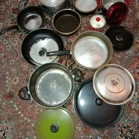 ماهیتابه و قابلمه کارکرده|ظروف پخت‌وپز|رشت, منظریه|دیوار