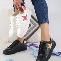 ونس پروانه دخترانه