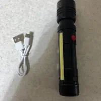 چراغ قوه پر نور