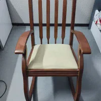 فروش صندلی راک کم‌کار کرد