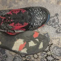 کفش فوتسال میزانو