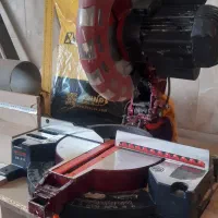 فارسی بر وگازور زن|ابزارآلات|قمرود, |دیوار