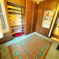 لوکیشن اصیل گلسار باشهُ بالکن بزرگ و دلباز|فروش آپارتمان|رشت, کاکتوس|دیوار