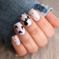 استخدام ناخنکار،دستیاررنگ،اجاره صندلی و میز ناخن