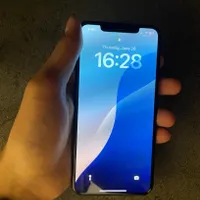 اپل iPhone XS Max با حافظهٔ ۲۵۶ گیگابایت