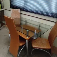 ناهار خوری و ساعت و پاسماوری