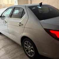 دنا پلاس توربو اتوماتیک ۱۴۰۲ ، سند تک برگ، رنگ‌خاص