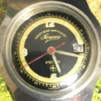 ساعت مچی قدیمی وستنواچ