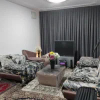 مبل راحتی مخمل کرم