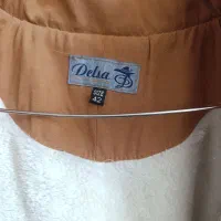 پالتوزنانه|لباس|نیشابور, گنبد سبز|دیوار