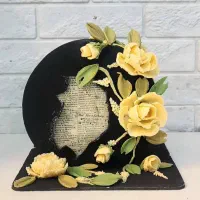 کارگر ساده  آقا در قنادی و استادکار