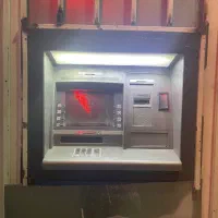 دستگاه عابر بانک