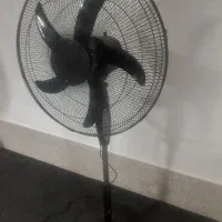 پنکه ایستاده مشکی کنترل دار