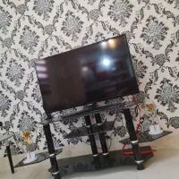 تلویزیون ۴۰ اینج سامسونگ سالم با میزبه دلیل مهاجرت