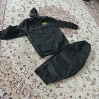 لباس بارانی مردانه در حد نو