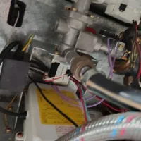 آبگرمکن دیواری برقی