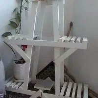 پایه گل چوبی